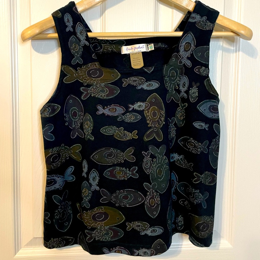 Fresh Produce black crop tank w/ fish graphic pattern sz XS